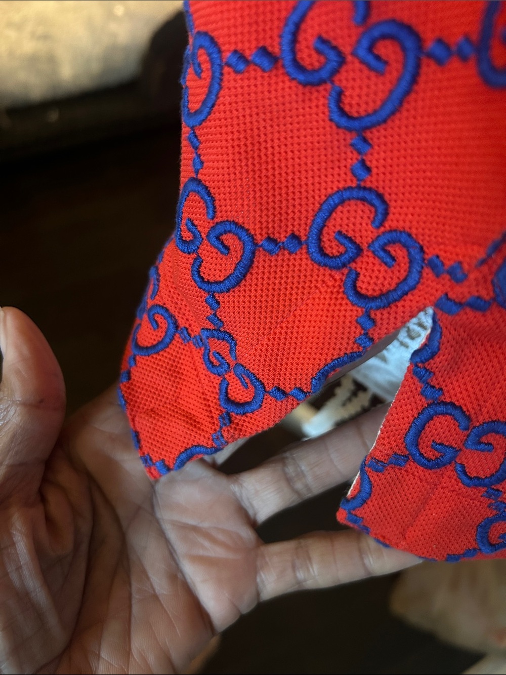 Embroidered Gucci!!! - Picture 5 of 8